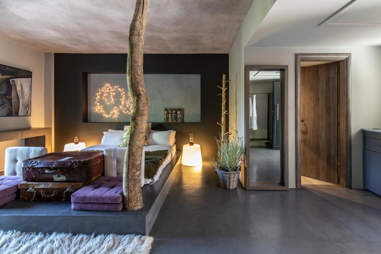 Oniropetra Boutique Hotel Karpeníszi Kültér fotó