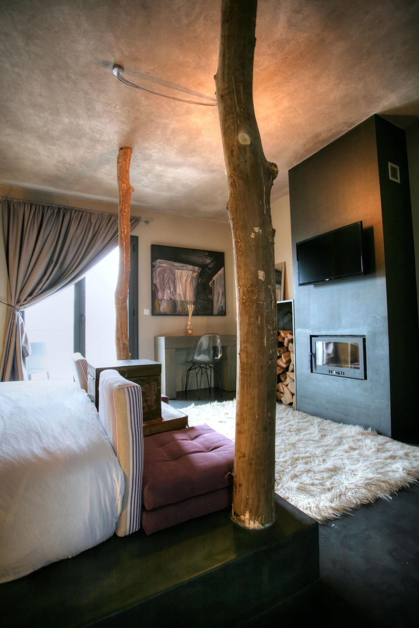Oniropetra Boutique Hotel Karpeníszi Kültér fotó