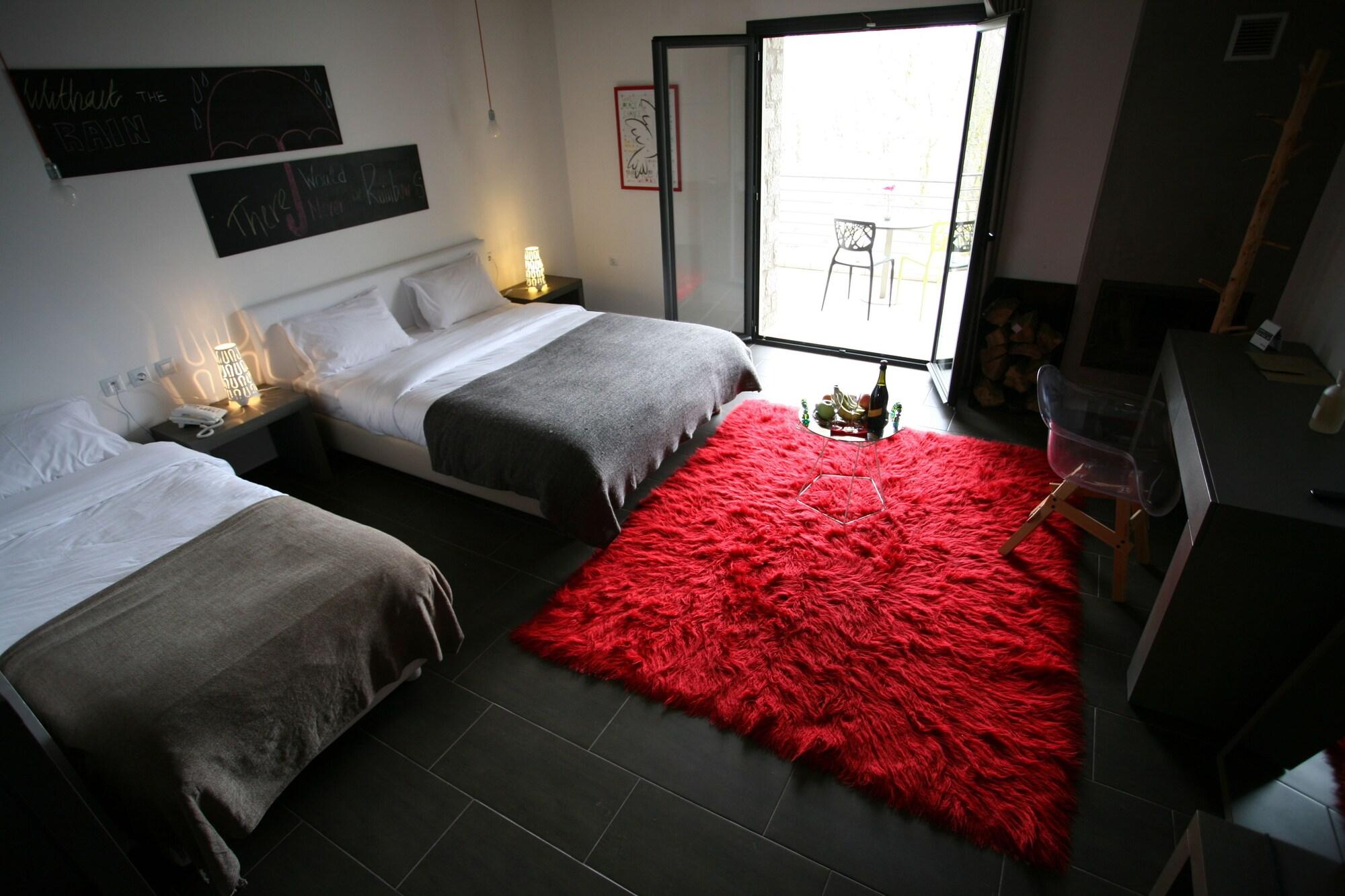 Oniropetra Boutique Hotel Karpeníszi Kültér fotó
