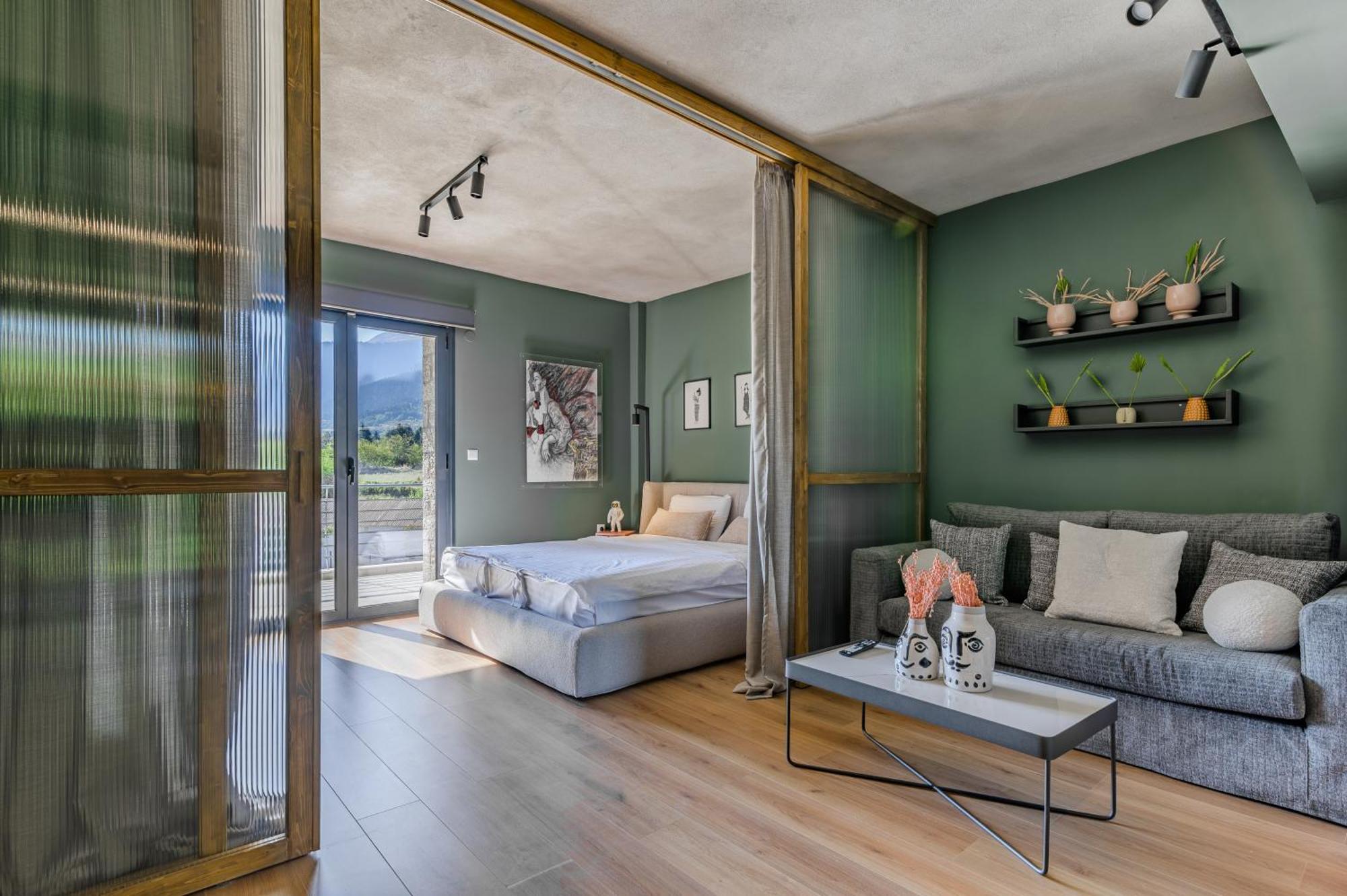 Oniropetra Boutique Hotel Karpeníszi Kültér fotó